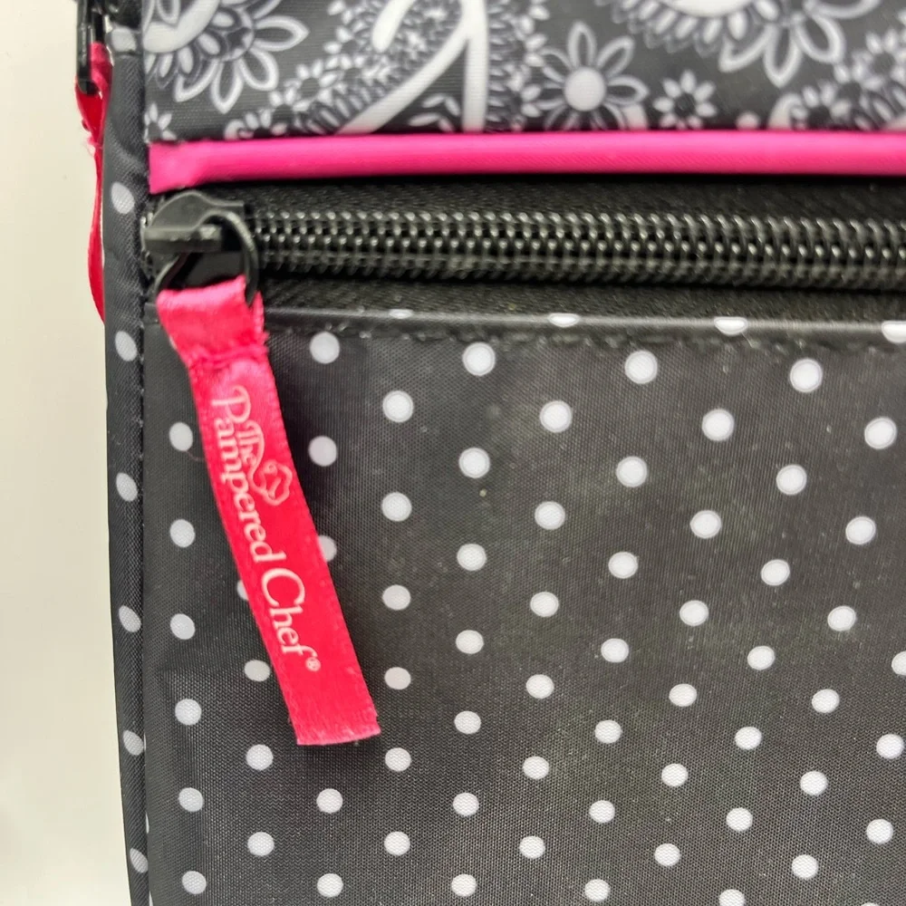 Pampered Chef Tablet/IPad Case Padded Black White Pink Paisley Polka Dot ~ EUC